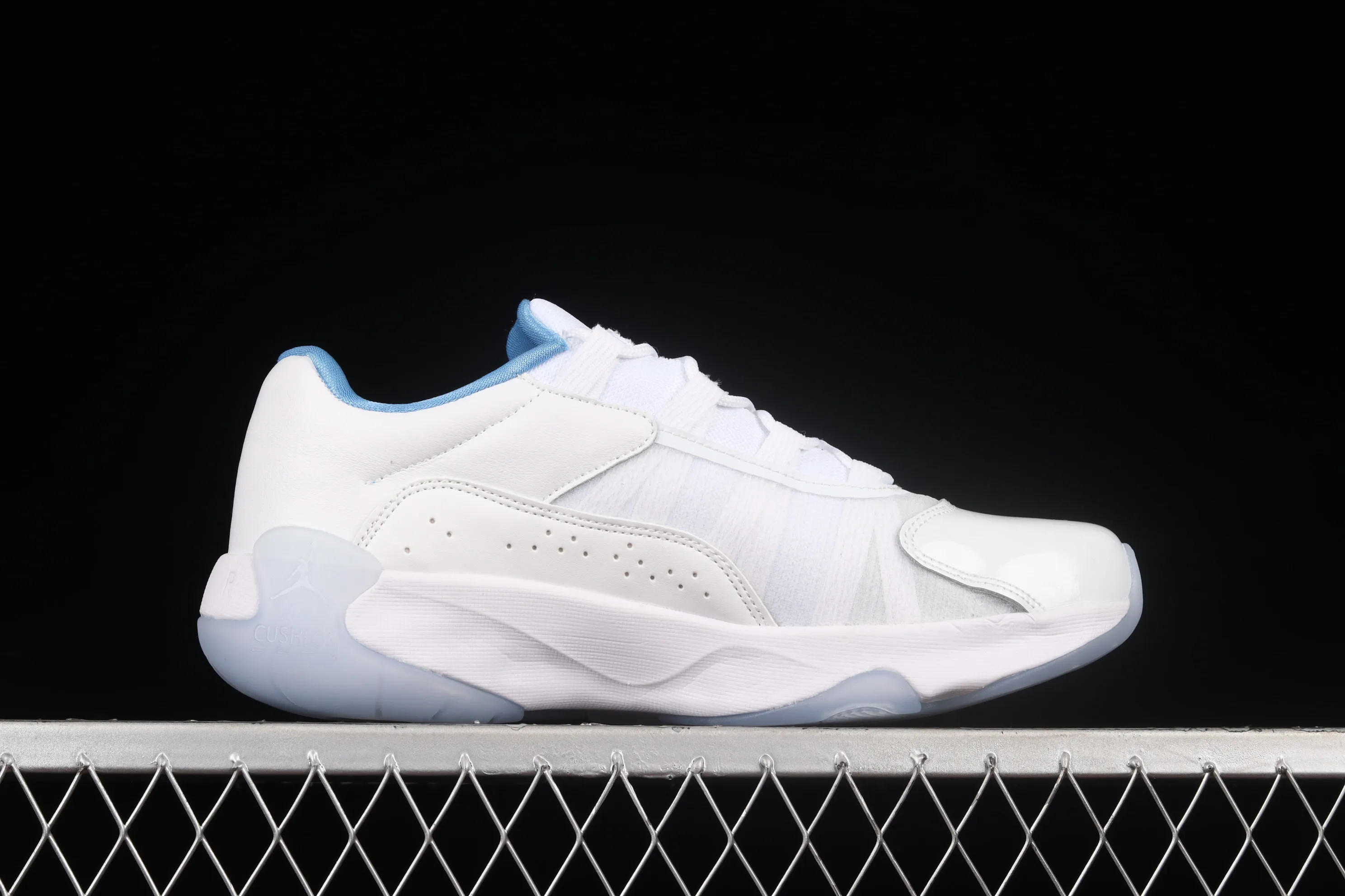 All categories Air Jordan Jordan series basketball shoes Air Jordan 11 Air Jordan 11 CMFT Low AJ11 Joe 11 Legend Blue low-top anti-slip shock-absorbing basketball shoes DO0751-100
